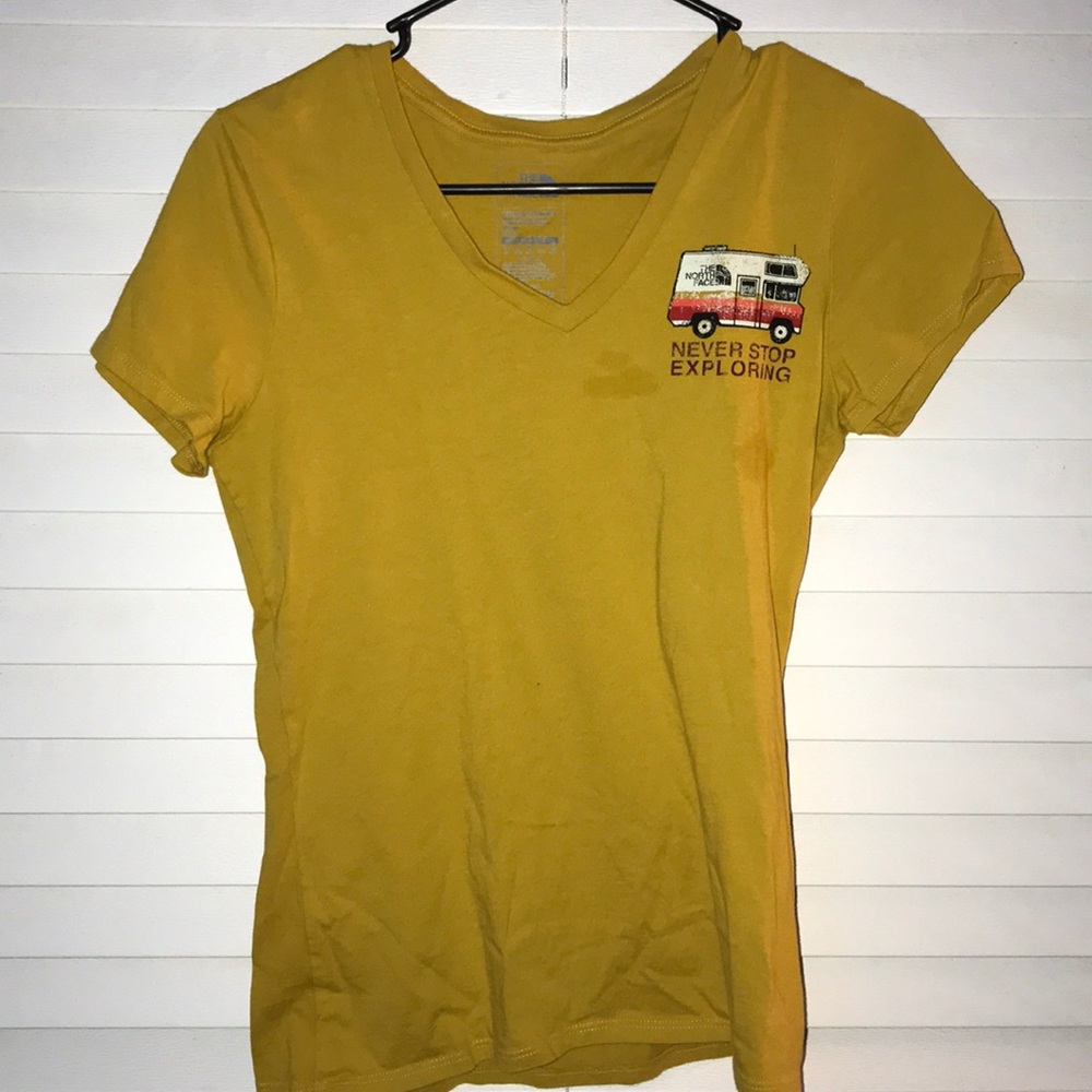 NORTH FACE SHIRT💛
